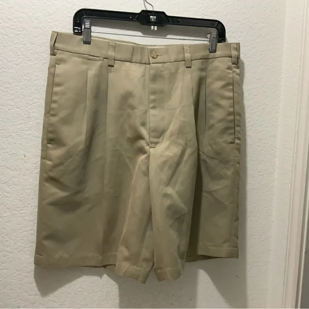 PGA Tour Golf Shorts Mens 34 Beige Khaki Sportswear 100% polyester